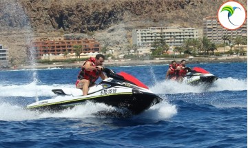 Jetskis auf Teneriffa –...