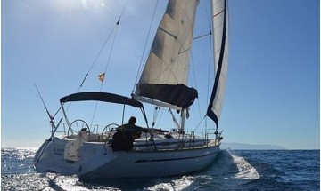 Rejs jachtem Los Gigantes Teneryfa – widok na ocean