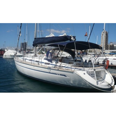 Yate en el puerto de Los Gigantes Tenerife