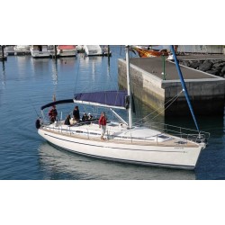 Yate en el puerto de Los Gigantes – listo para salir