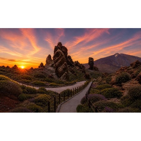 Roques de García bei Sonnenuntergang im Teide Nationalpark