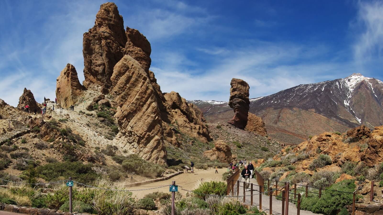 Formacje skalne Roques de García w Parku Narodowym Teide