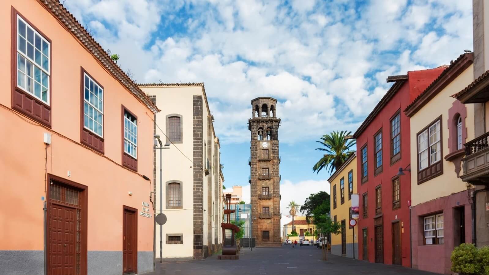 Koloniale straten in het historische centrum van La Laguna